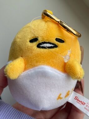 Authentic Sanrio Gudetama Plush Keychain – NEW